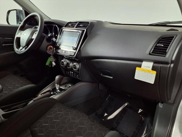 Used 2024 Mitsubishi Outlander Sport LE AWD/4WD image 7