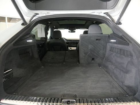 Used 2021 Audi Q8 Premium Plus AWD/4WD image 28