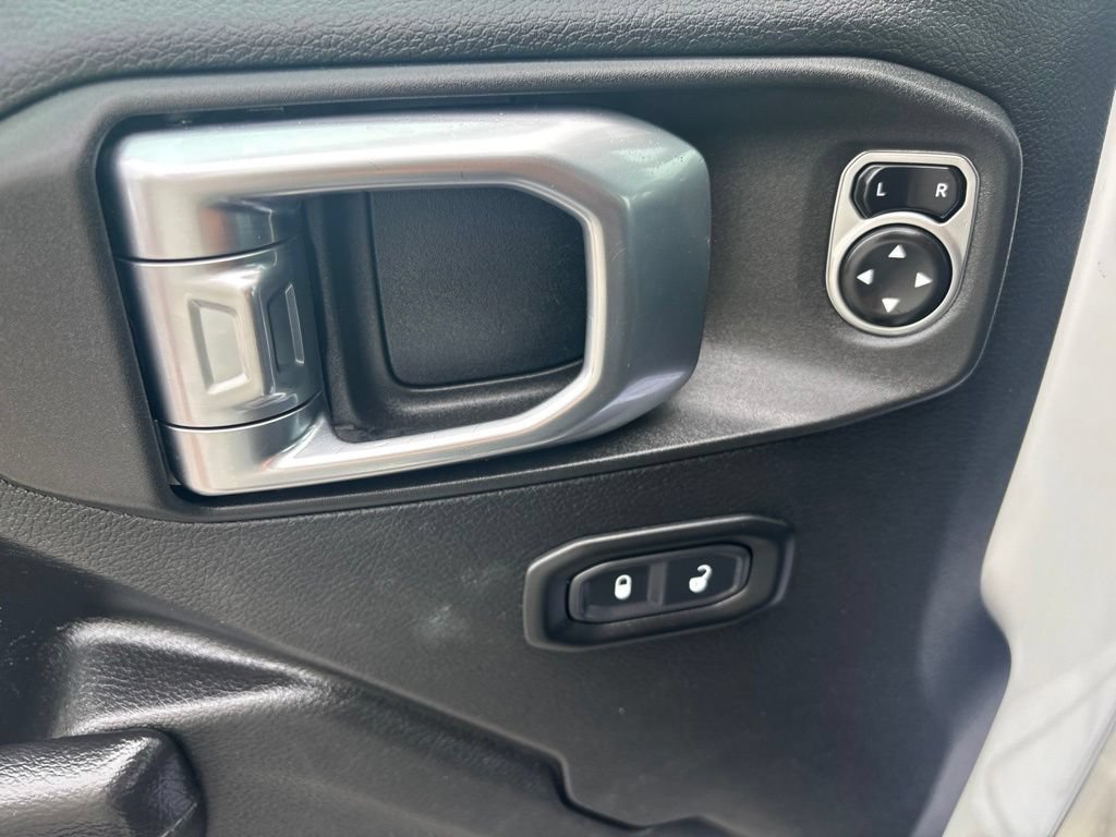 Used 2020 Jeep Gladiator Sport w/ Quick Order Package 24S AWD/4WD image 18