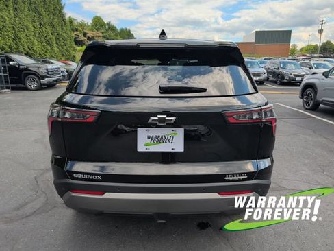 New 2026 Chevrolet Equinox LT w/ Convenience Package II FWD image 6