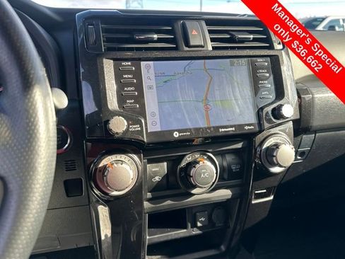 Used 2022 Toyota 4Runner TRD Off-Road Premium image 23