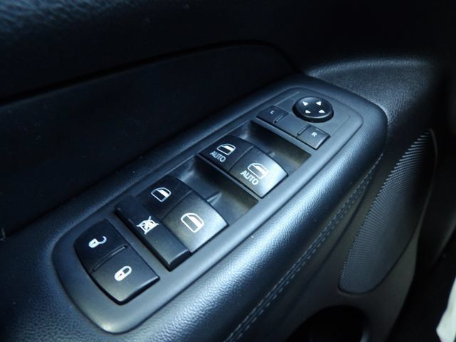 Used 2020 Jeep Grand Cherokee Laredo AWD/4WD image 20
