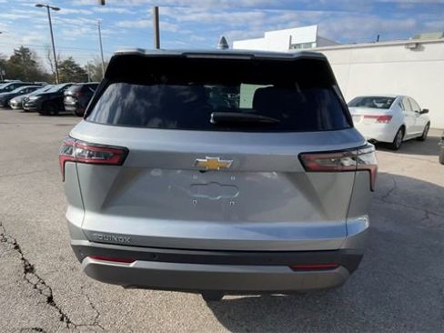 Used 2025 Chevrolet Equinox LT image 9