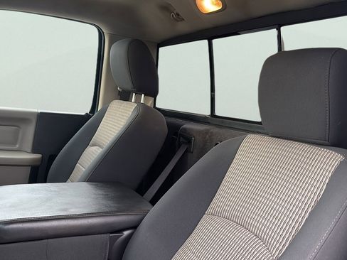 Used 2011 RAM 2500 SLT w/ Popular Equipment Group image 18