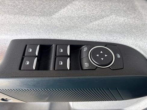 Used 2022 Ford Maverick XLT FWD image 28