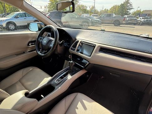 Used 2017 Honda HR-V EX-L image 12