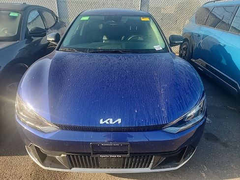 Used 2024 Kia EV6 Wind RWD image 2