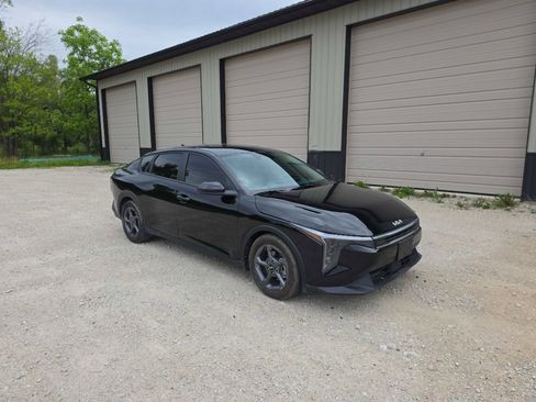 Used 2025 Kia K4 FWD image 3