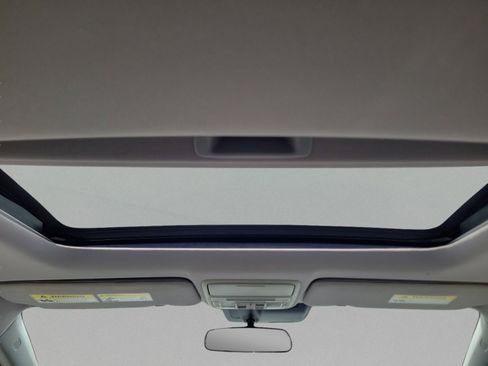 Used 2018 Honda CR-V EX image 11
