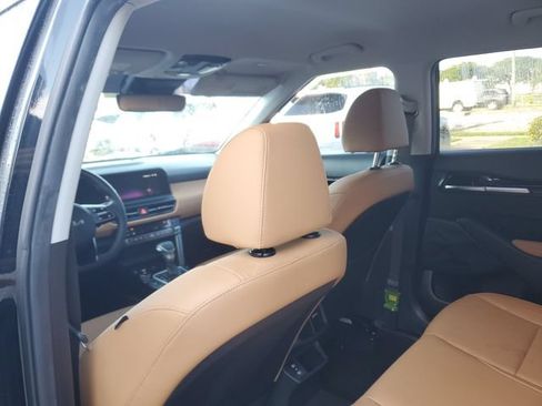 Certified 2024 Kia Seltos SX AWD/4WD image 10