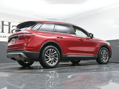 Used 2022 Lincoln Corsair AWD w/ Equipment Group 101A image 33