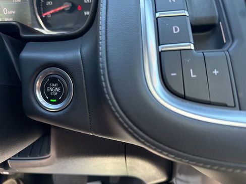 Used 2021 Chevrolet Tahoe Z71 AWD/4WD image 36