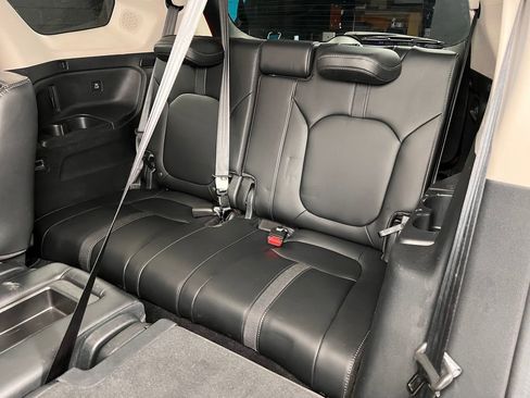 Used 2023 Honda Pilot Touring image 24