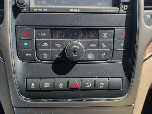 Used 2013 Jeep Grand Cherokee Overland w/ Advance Technology Group RWD image 19