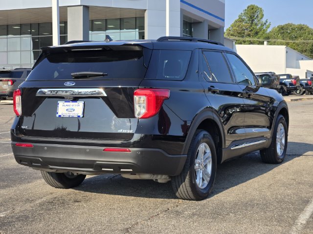 Used 2024 Ford Explorer XLT AWD/4WD image 7