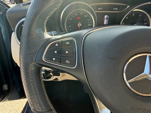 Used 2019 Mercedes-Benz GLA 250 image 29