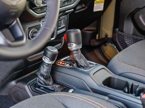 New 2026 Jeep Gladiator Sport image 21