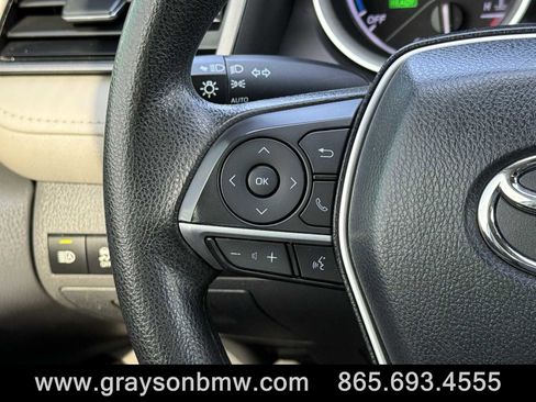 Used 2022 Toyota Camry LE image 16