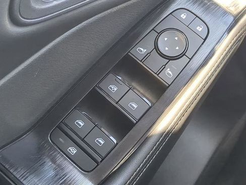 Certified 2024 Nissan Rogue SV image 22