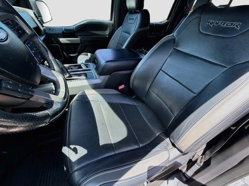 Used 2018 Ford F150 Raptor w/ Equipment Group 802A Luxury AWD/4WD image 11