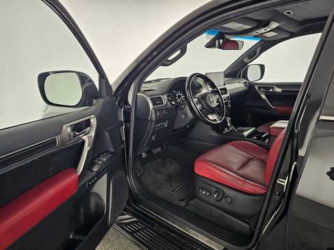 Used 2022 Lexus GX 460 Premium w/ Premium Package image 21