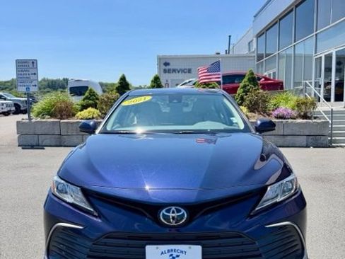 Used 2021 Toyota Camry LE w/ Carpet Mat Package (TMS) FWD image 2