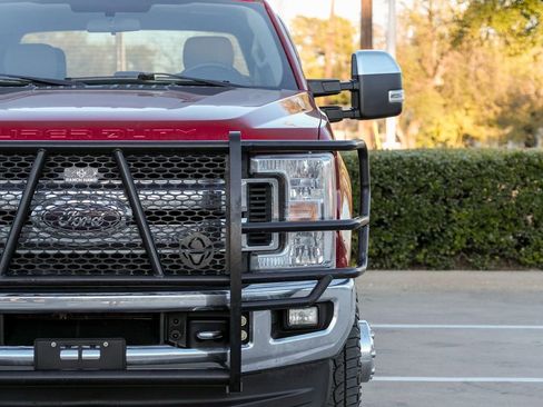 Used 2018 Ford F350 XLT w/ XLT Premium Package image 48