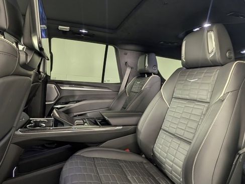 Certified 2025 Cadillac Escalade V image 7