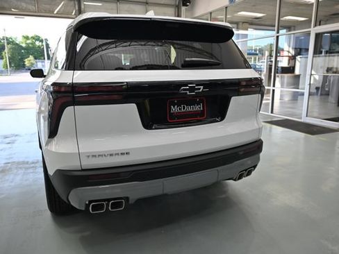 New 2026 Chevrolet Traverse LT w/ Driver Confidence Package FWD image 6