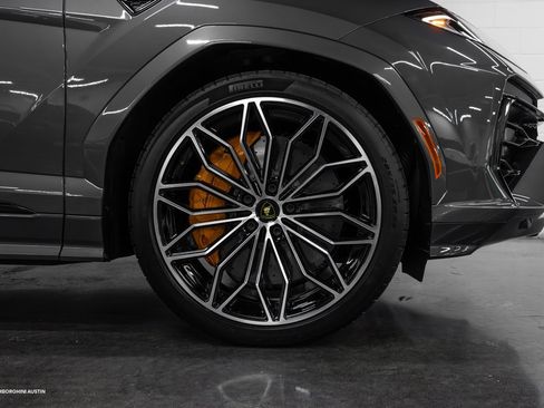 New 2025 Lamborghini Urus SE image 20