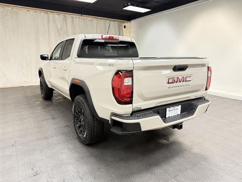 New 2026 GMC Canyon Elevation w/ Convenience Package AWD/4WD image 3