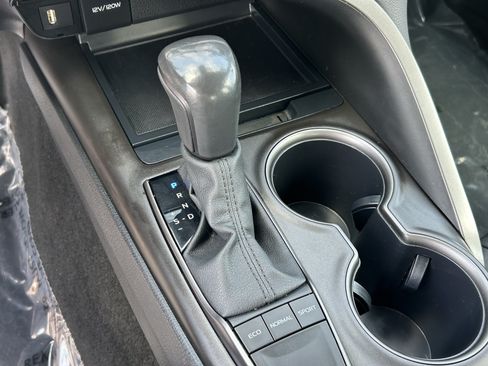 Used 2024 Toyota Camry SE FWD image 22