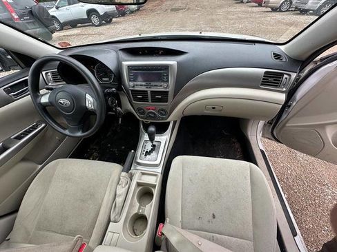Used 2010 Subaru Impreza 2.5i image 31