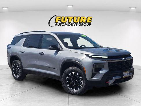 Certified 2026 Chevrolet Traverse Z71 w/ Driver Confidence Package AWD/4WD image 1