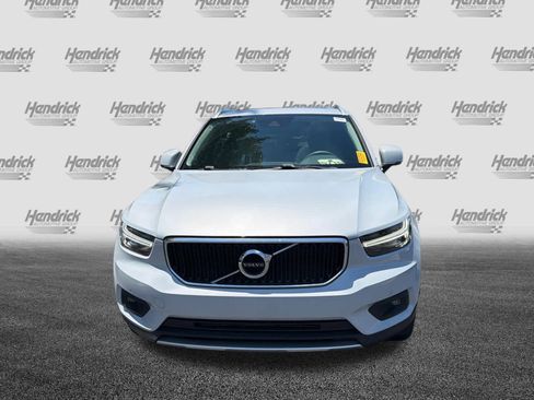 Used 2021 Volvo XC40 T5 Momentum w/ Premium Package AWD/4WD image 6