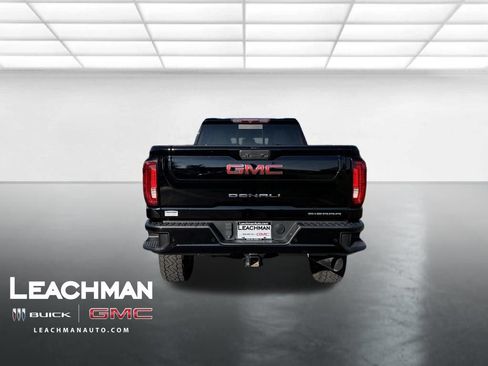 Used 2022 GMC Sierra 2500 Denali AWD/4WD image 5