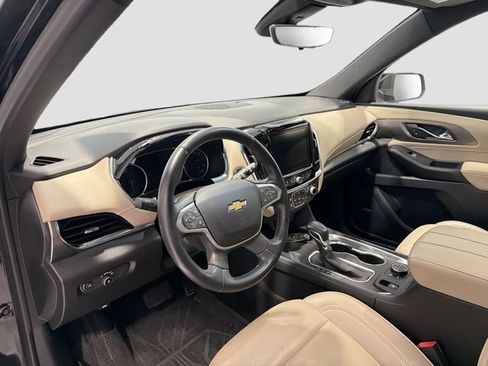 Certified 2023 Chevrolet Traverse Premier AWD/4WD image 9