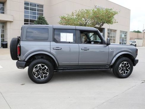 Used 2024 Ford Bronco Outer Banks AWD/4WD image 7