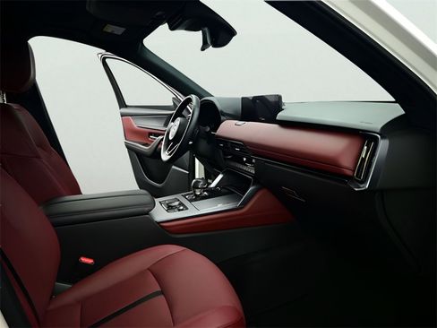 Certified 2025 MAZDA CX-70 Plug-In Hybrid w/ Premium Plus image 6