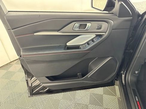 Used 2025 Ford Explorer ST w/ Sun And Sound Package image 22