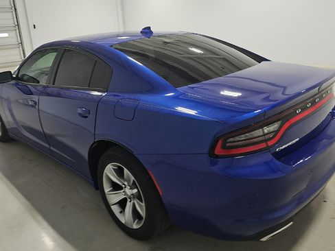 Used 2018 Dodge Charger SXT Plus w/ Driver Confidence Group RWD image 4
