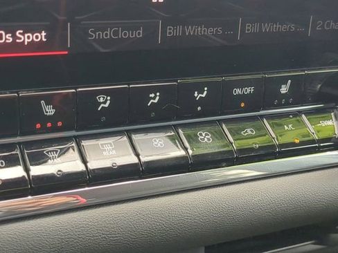 Used 2023 GMC Canyon Elevation w/ Convenience Package image 22