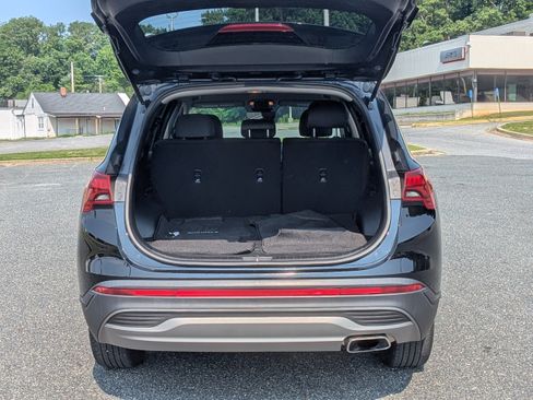 Used 2023 Hyundai Santa Fe SE AWD/4WD image 8