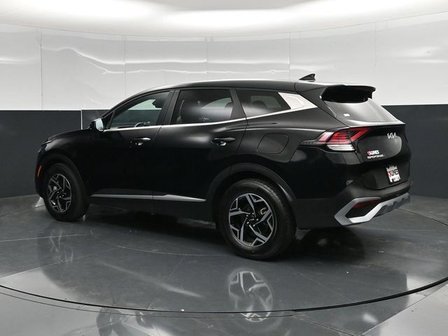 Used 2025 Kia Sportage LX FWD image 10