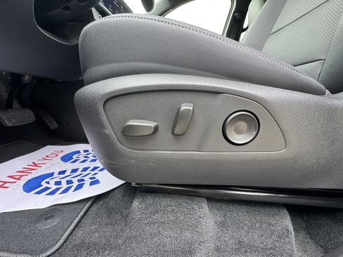 New 2026 Chevrolet Traverse LT w/ Driver Confidence Package image 14