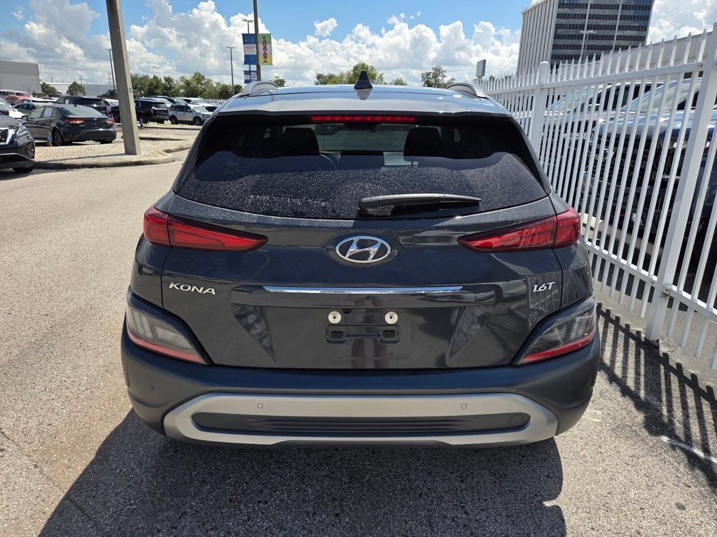 Used 2023 Hyundai Kona Limited w/ Cargo Package FWD image 7