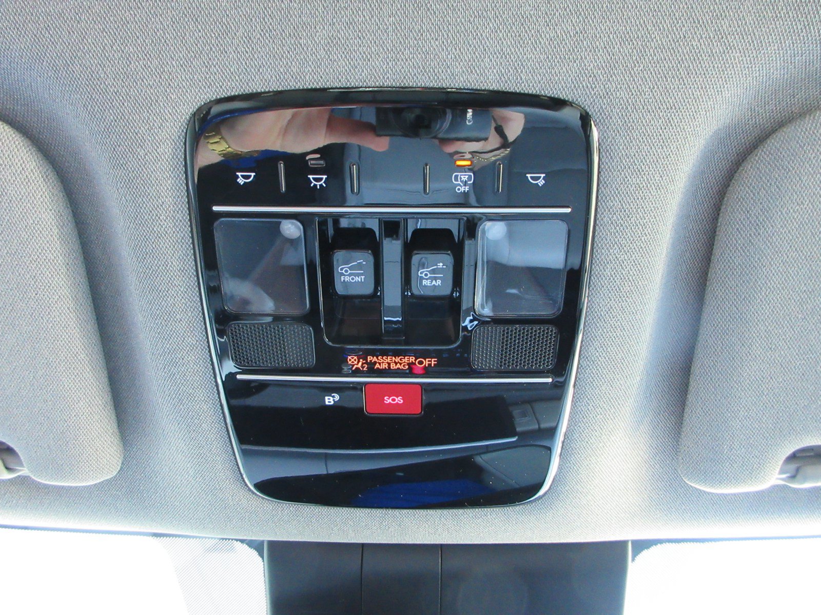 Used 2024 Hyundai Santa Fe Limited AWD/4WD image 18
