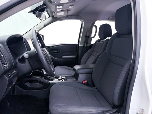 Used 2022 Nissan Frontier S w/ Technology Package RWD image 16