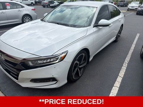 Used 2020 Honda Accord Sport image 2