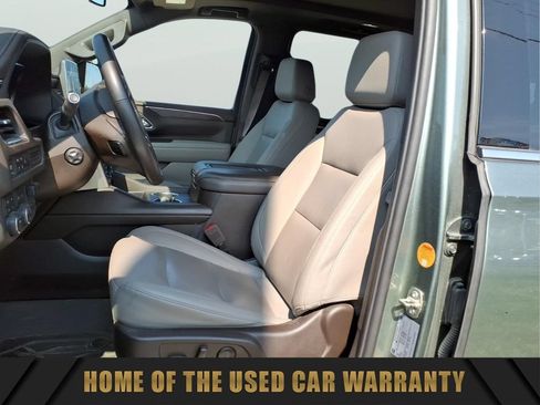 Used 2023 Chevrolet Suburban LT w/ Luxury Package AWD/4WD image 14